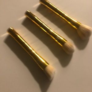 Make up brushes